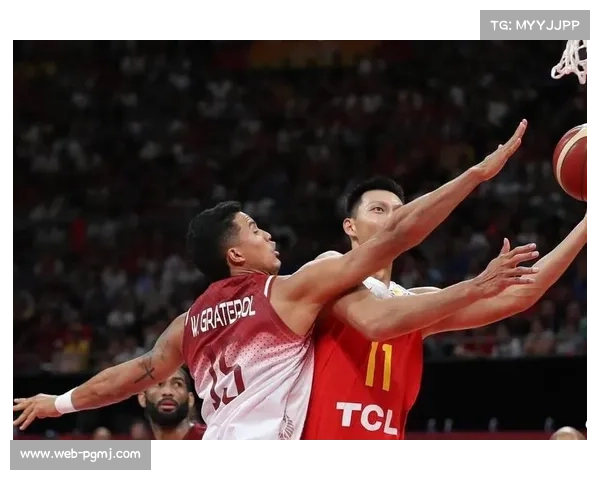 飞翼佩奇比克斯半场独得7分领衔全队表现展现出色攻防能力