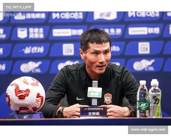 邵佳一执教国足首秀，重建之路挑战重重